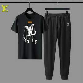Picture of LV Shirt Pant Suits _SKULVM-5XL12yn23423503